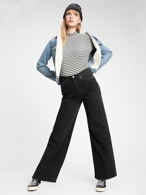 GAP Sky High Wide Leg Jeans 30 Washed Black Classic Minimalist Everyday Chic NWT